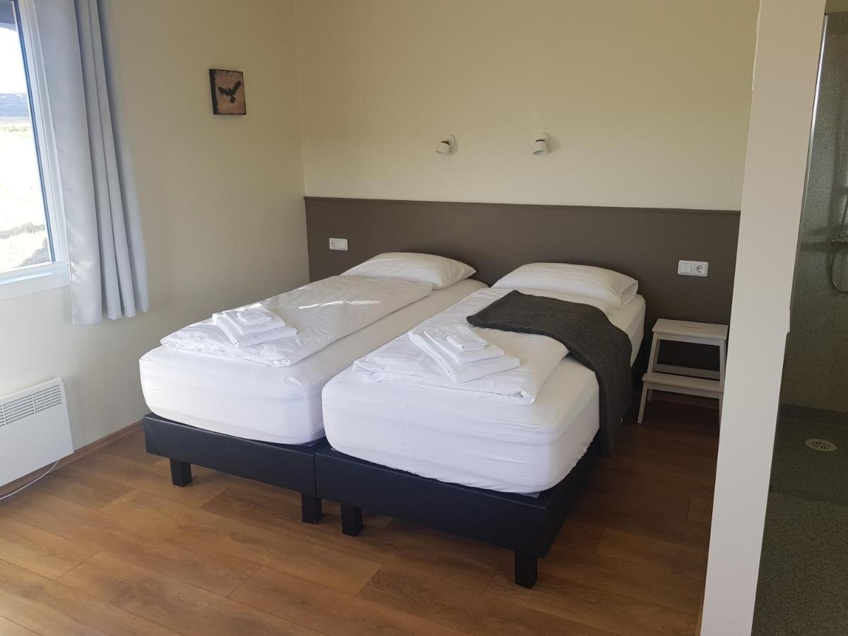Hjartarstathir Guesthouse Eidar Экстерьер фото